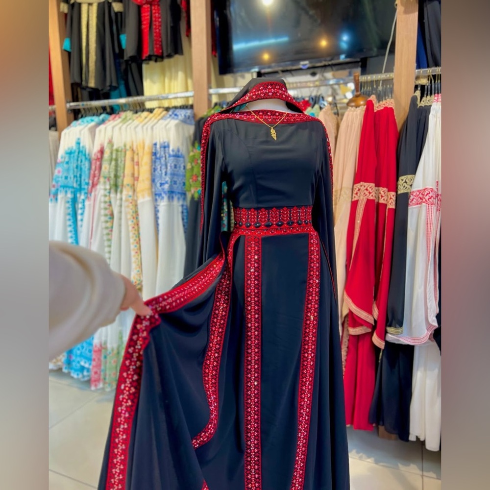 2 Piece Modern Tatreez Embroidered Elegance Thobe - Picture 10 of 13